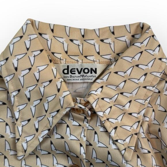 Vintage Women’s Sailboat Print Shirt - Picture 3 of 9